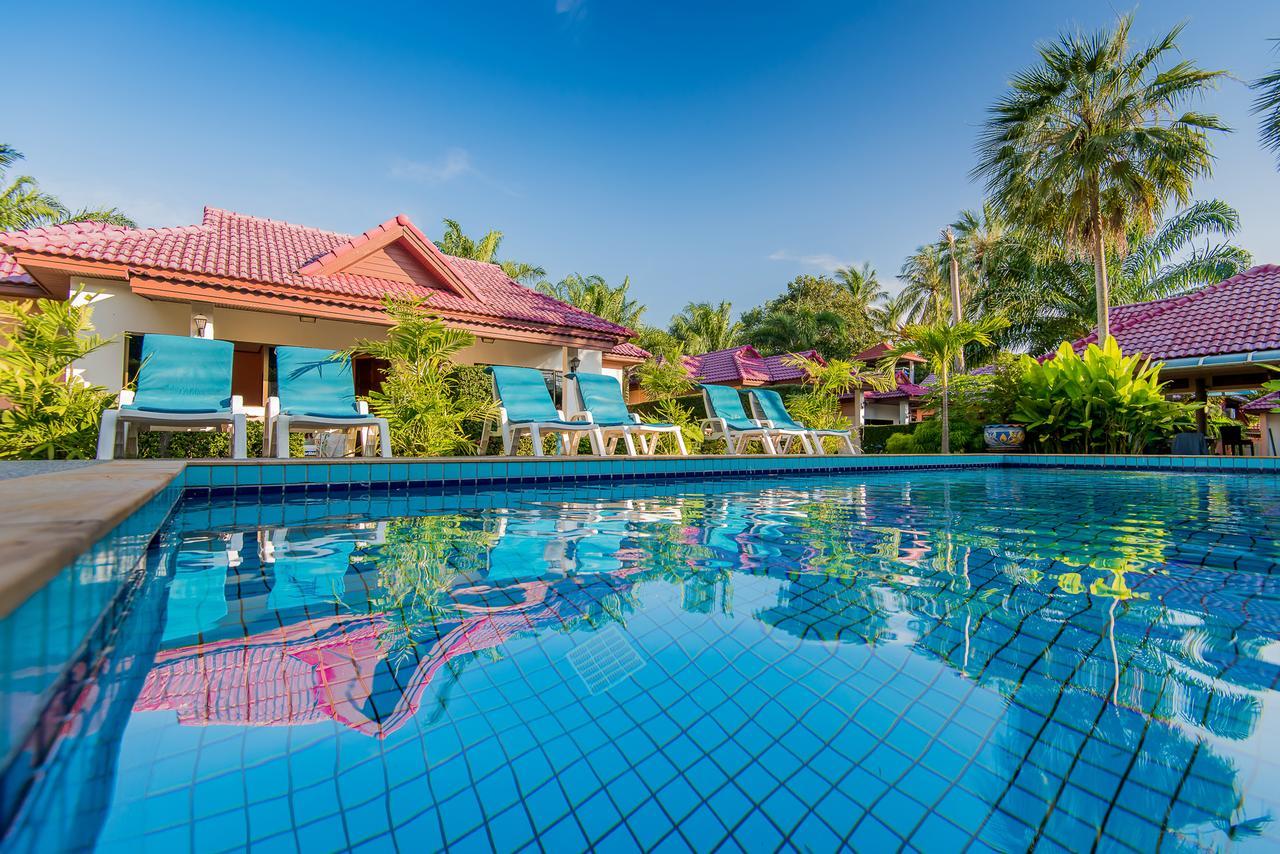 Tananza Resort & Homestay Phuket Nai Harn Exteriör bild